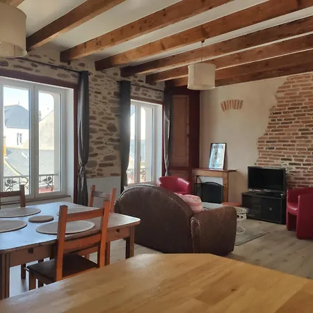Duplex A 200m Du Port D'arrive شقة